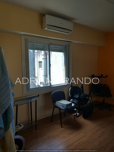 Imagen 18 de 19 de 173 - Importante Estudio Con Recepción Sala De Estar Y Oficinas