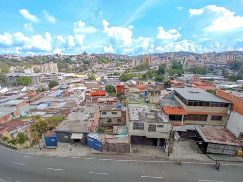 Imagen 12 de 27 de Mls #23-9750 Apartamento En Venta El Barbecho Los Teques Sidney Moreno & Fanny Calderón Asesores Inmobiliarios.
