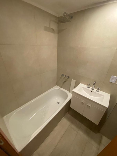 A Estrenar Semipiso 3 Amb Balcon, Cochera Y Gran Terraza