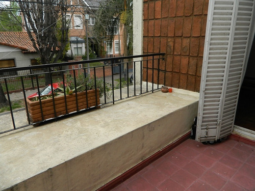 Imagen 4 de 15 de Venta Dpto 3 Amb -1º Piso Por Escalera-