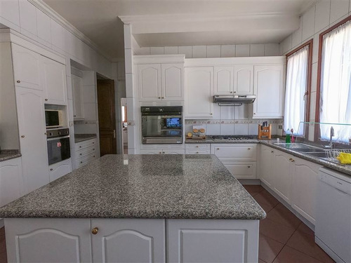 Imagen 17 de 30 de Casa En Venta En Las Condes