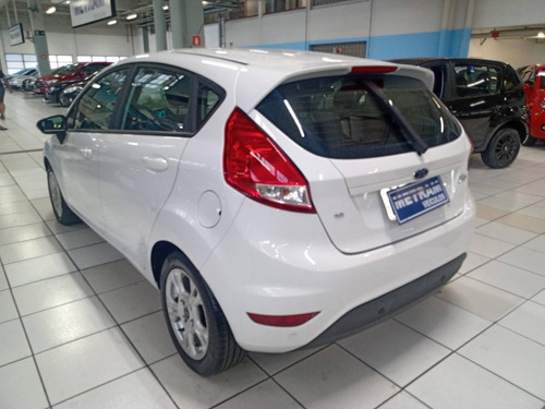 Ford Fiesta 1.6 Sel Hatch 16v Flex 4p Powershift
