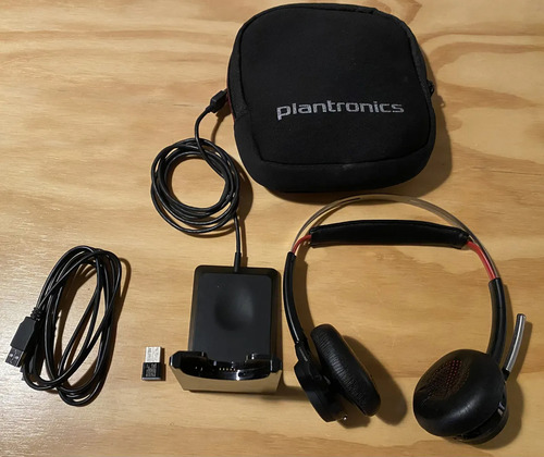 Poly Plantronics Voyager Focus Uc B825 Con Base, Auriculares (Usado)