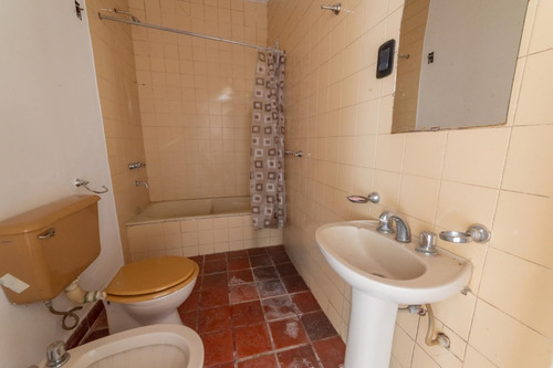 Casa 3 Dormit. Con Amplio Terreno En Bº Los Conquistadores - Sauce Viejo