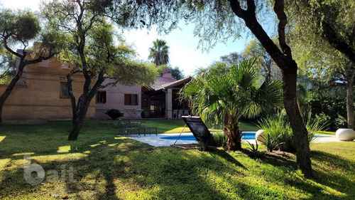 Imagen 18 de 29 de Venta Casa En Lomas De La Carolina Con 4 Dormitorios Y 5 Baños, Impecable!!!