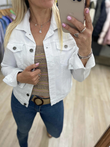 Imagen 5 de 10 de Campera De Jean Blanca Negra Rosa Verde Mujer The Big Shop