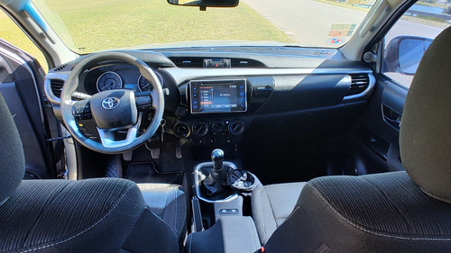 Toyota Hilux 2.8 Cd Sr 177cv 4x4