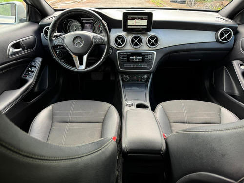 Mercedes-Benz Classe GLA 1.6 Advance Turbo 5p