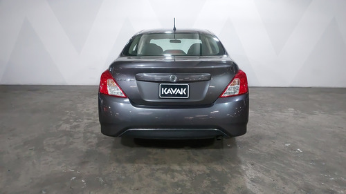 Nissan Versa 1.6 Drive