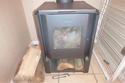 Imagen 6 de 16 de Remax Vende Casa En Centro De Pucón Los Castaños