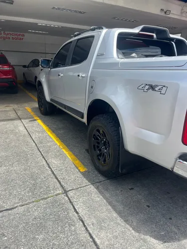 Chevrolet Colorado 2.8 High Country