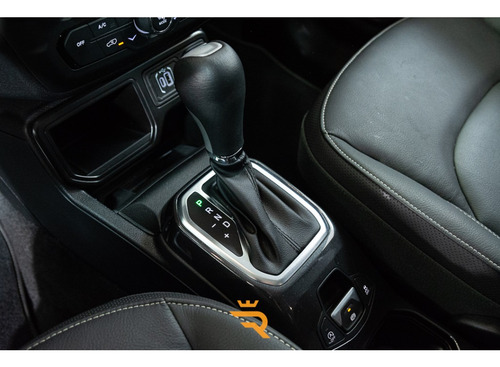 Jeep Renegade 1.3 T270 TURBO FLEX LONGITUDE AT6
