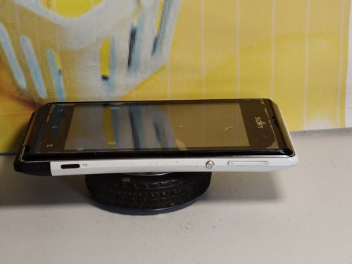 Sony Ericsson C1504 Excelente ( Xperia E ) Telcel Negrocon Blanco (Usado)