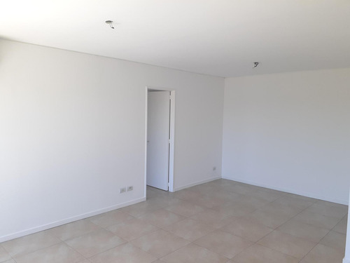 Departamento En Venta, 2 Dormitorios 2 Baños Cochera, Amenities