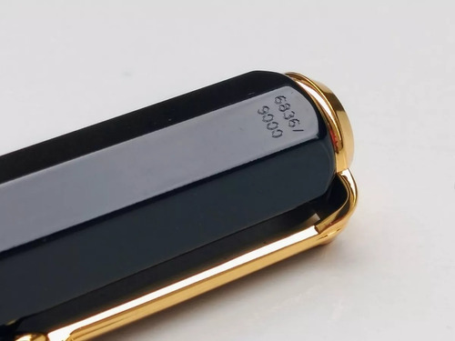 Caneta Montblanc De Luxo Branco E Doudado Branco Preto (Usado)
