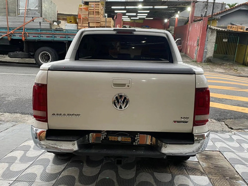 Volkswagen Amarok 3.0 Highline Extreme Cab. Dupla V6 4x4 Aut. 4p