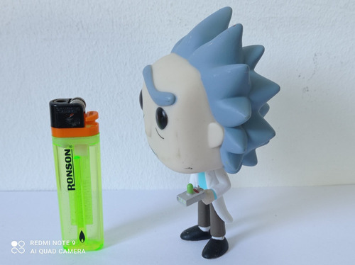 Rick With Portal Gun Funko Pop #665 Rick And Morty (Usado)