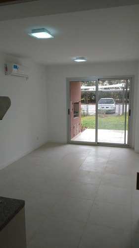 Imagen 4 de 22 de Monoambiente Con Jardín En Venta En Villa Del Lago, Pilar