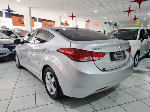 Imagem 9 de 14 de Hyundai Elantra Sedan 1.8 Gls (aut) Flex Aut