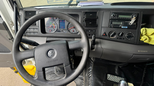 Volkswagen 25.360 6x2 Constellation 2020/2021 Trucado