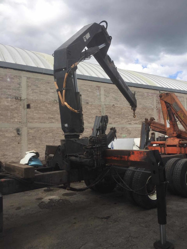 Imagen 8 de 15 de Grua Articulada Hiab 260 Cap 10,000 Kilos 2 Ext Hidrahulicas