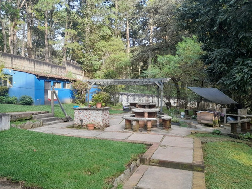 Imagen 8 de 30 de Vendo Hermosa Y Amplia Casa, Ubicada En Un Lugar De Ensueño, Rodeada De Naturaleza, Excelente Precio, 3 Salas, 4 Dormitorios, Alta Plusvalia Y Seguridad