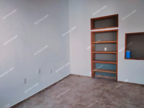 Casa En Venta En El Centro De Querétaro Con Uso De Suelo