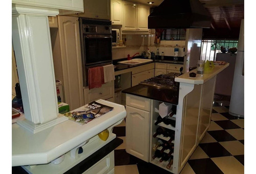 Imagen 3 de 21 de Venta De Departamento En Morón Centro, Apto Crédito!! Calle