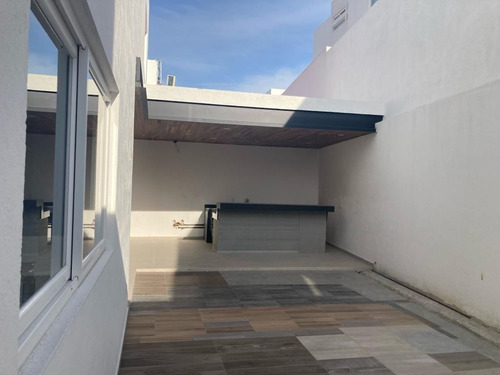 Casa En Venta En Mision San Jerónimo En Queretaro