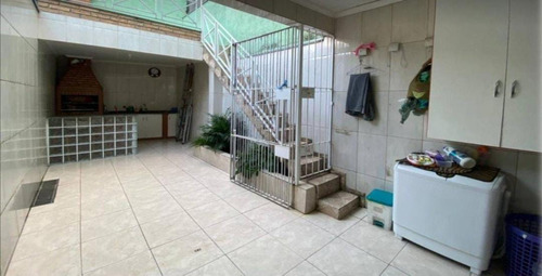 Imagem 17 de 23 de Vendo Sobrado Dois Dormitorios Suite Jd. Piracuama (vi638)