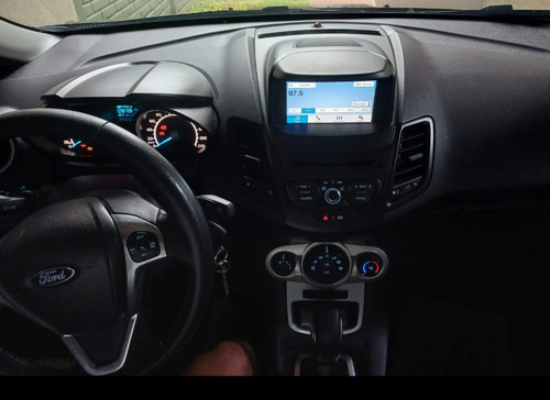 Ford Fiesta Kinetic 1.6 Se Plus Powershift 120cv