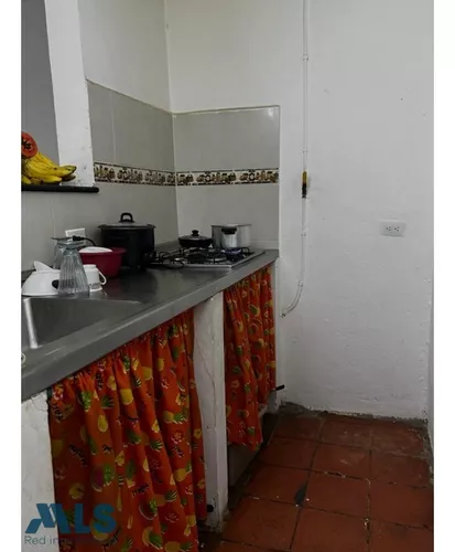 Casa 3 Niveles Con Opotunidad De Ampliación(mls#248282)