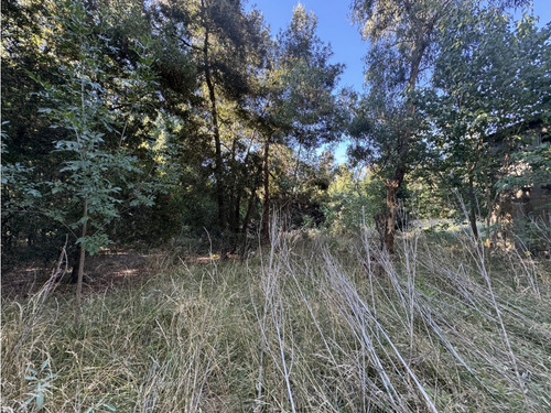 Lote En Venta En Los Bosquecitos. Con Construcción.