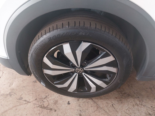 Volkswagen T-Cross 1.0 200 TSI TOTAL FLEX AUTOMÁTICO