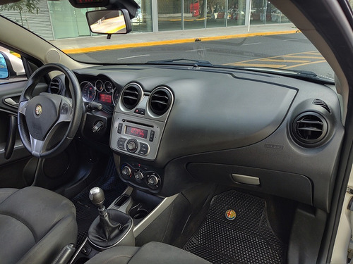 Imagen 19 de 20 de Alfa Romeo Mito 2014 Abasto Motors