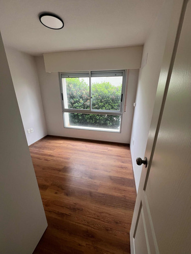 Apto En Rambla 3 Dorm 2 Baños Con Jardín Y Parrilla Exclusiv