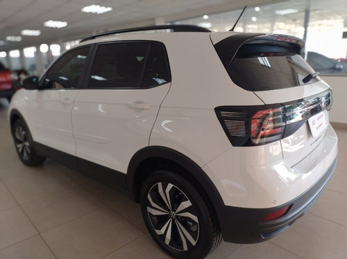Volkswagen T-Cross 1.0 200 TSI TOTAL FLEX AUTOMÁTICO
