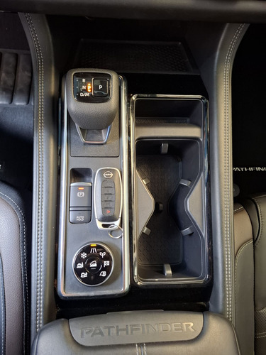 Nissan Pathfinder 3.5 Platinum At
