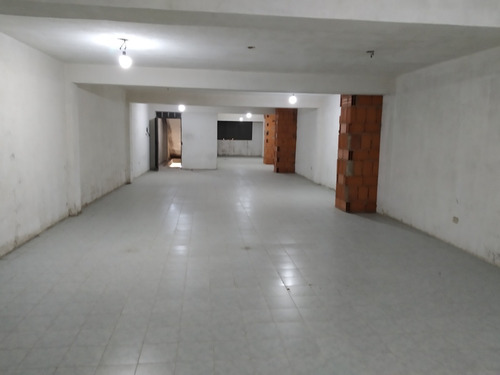 Imagen 3 de 7 de Se Alquila Edificio En Puerto La Cruz Alexis Quinan 0416.081.70.64