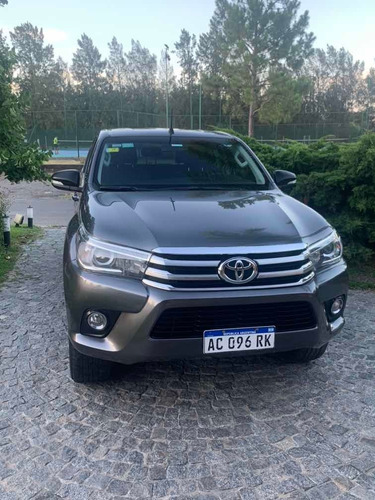 Toyota Hilux 2.8 Cd Srx 177cv 4x4 2017