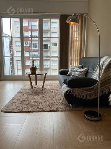 Venta Departamento 3 Ambientes, Reciclado. Zona Plaza Colon