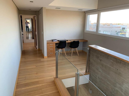 Imagen 12 de 26 de Venta Casa 8 Ambientes Con Piscina, A La Laguna En Barrio El Canton Norte, Escobar.
