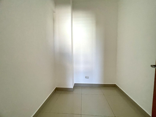 Apartamento En Alquiler En El Vergel