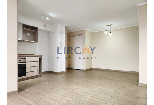 Oportunidad! Amplio Departamento Avda. Lircay Frente Univ. T