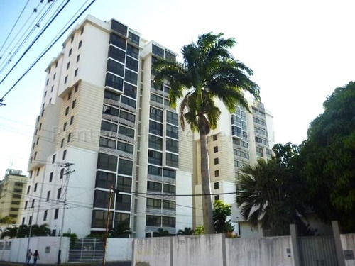Apartamento En Venta Barquisimeto Centro 23-152 App
