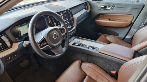 Volvo XC60 2.0 T8 Inscription Drive-e 5p Hibrido