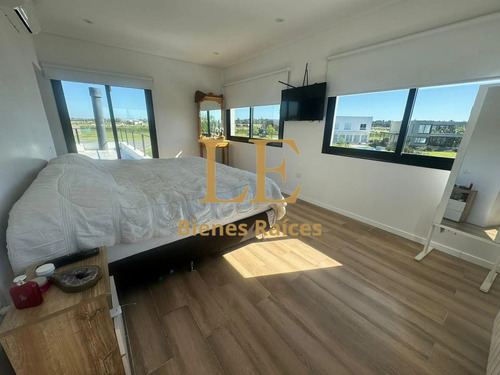Venta Casa En El Naudir A La Laguna