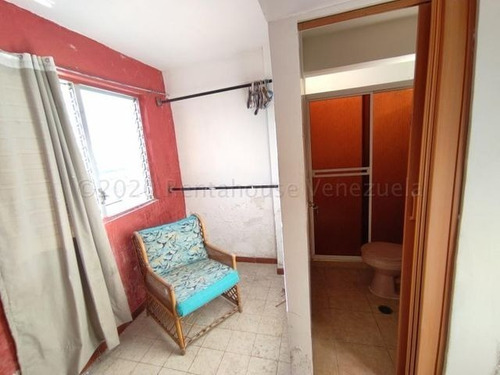 Imagen 16 de 17 de Guillermo Acevedo Vende Apartamento En Higuerote Mls #22-68