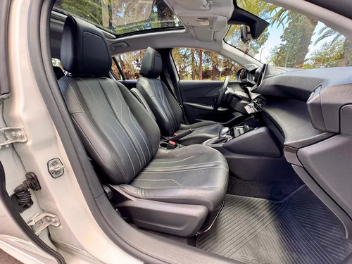 Peugeot 208 1.6l Feline Tiptronic