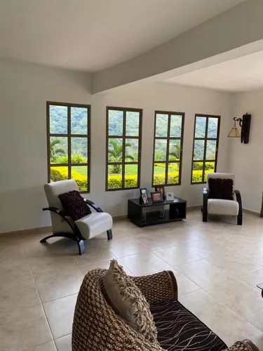 Venta De Hermosa Finca Sopetran Amoblada